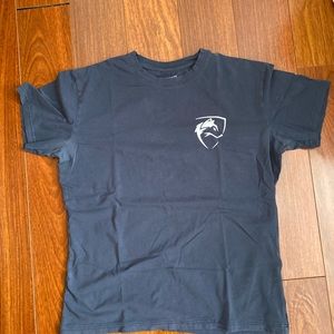 Alphalete shirt
